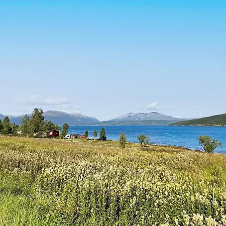 بيت للعطل 7 Person In Rossfjordstraumen